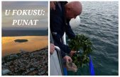 [FOTO] 27 godina duga tradicija: U more položen vjenčić za sve stradale pomorce, ribare i putnike