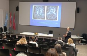 U Krku održano predavanje „Kako rastu naša djeca?“