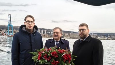 Polaganjem vijenca u riječkoj luci odana počast stradalim i nestalim pomorcima