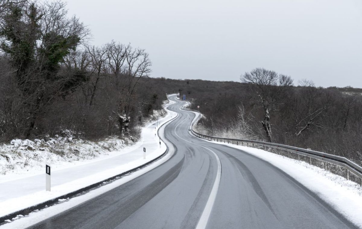 [VELIKA FOTOGALERIJA] Snježna idila na otoku: Pogledajte kako izgleda Krk u bijelom ruhu