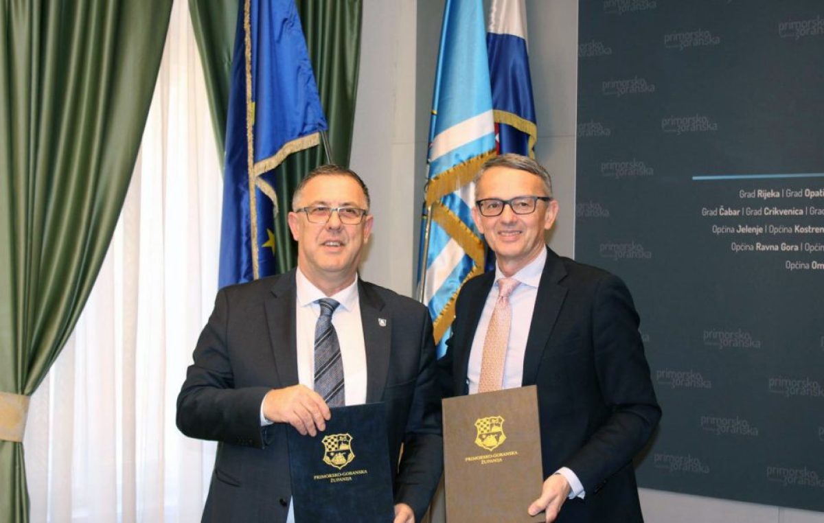 Župan Lukanović i načelnik Vranić potpisali ugovor: Županija ulaže 9 milijuna eura u Centar za starije u Kostreni