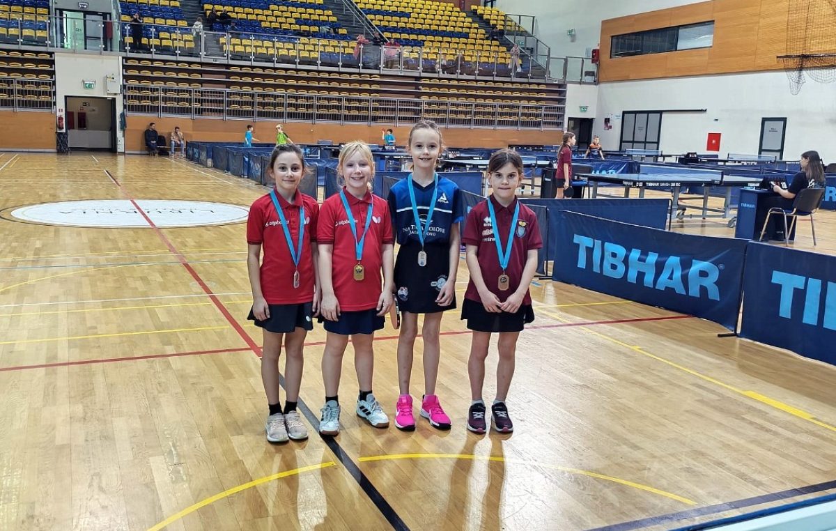 Nastavlja se berba medalja malinskarskih stolnotenisača