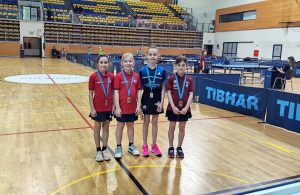 Nastavlja se berba medalja malinskarskih stolnotenisača