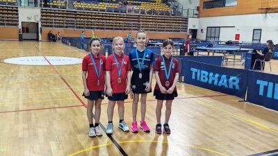 Nastavlja se berba medalja malinskarskih stolnotenisača