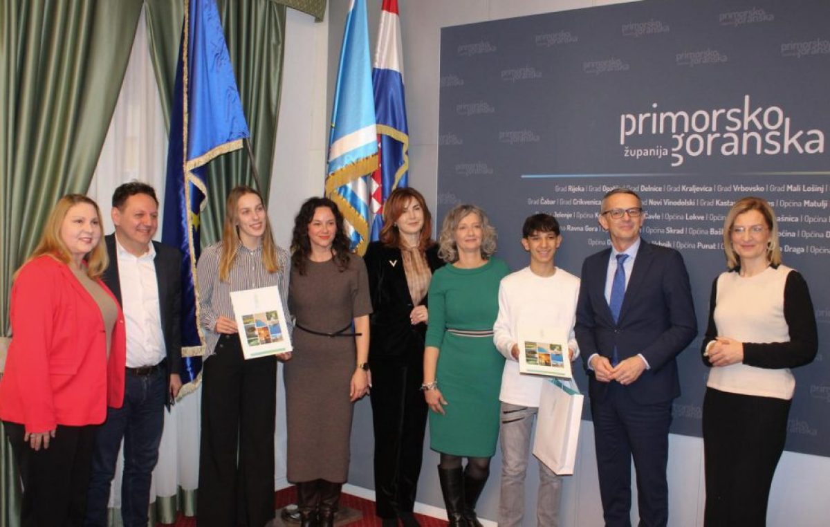 PGŽ i Zaklada Hrvatske pošte uručili police: Osigurana financijska stabilnost za dvoje mladih