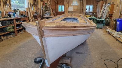 U škveru obitelji Kraljić obnavlja se još jedna tradicijska barka