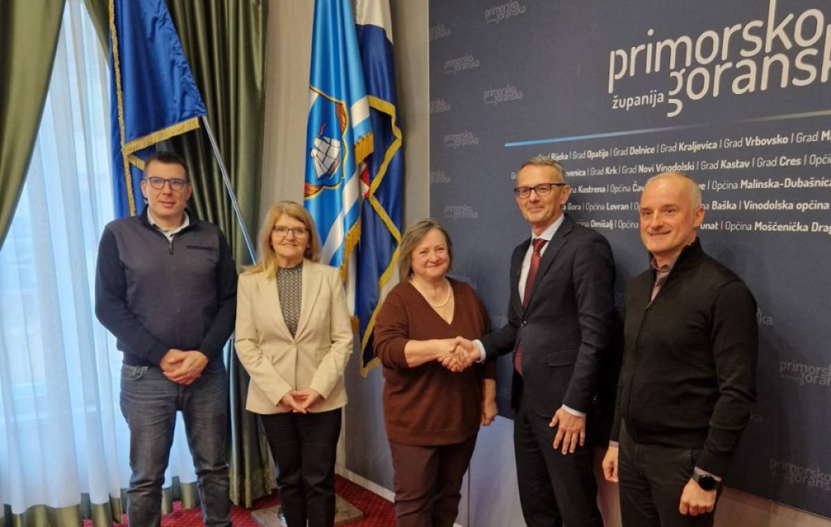 Sastanak župana Lukanovića s udrugom IMAS: pokrenuta realizacija donacije za mamograf na Lošinju i dogovorena daljnja suradnja