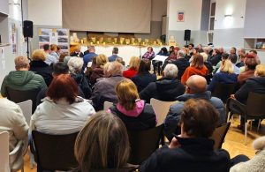 Uz bogat umjetnički program u Vrbniku predstavljen “Zavičajni kalendar otoka Krka” Antona Bozanića