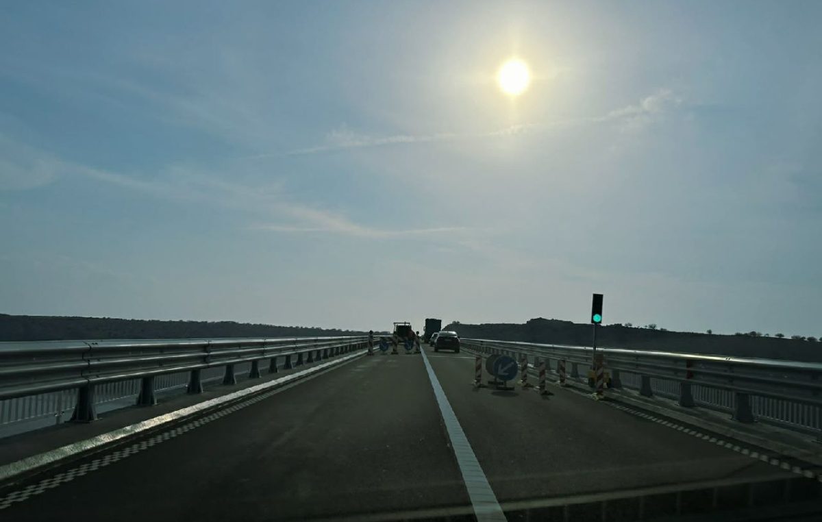 Doznali smo što se to radi na Krčkom mostu