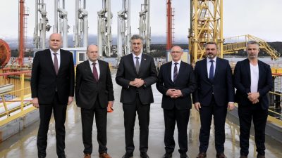 [VIDEO]  LNG-ov i JANAF-ov terminal u Omišlju u fokusu Plenkovićevog posjeta PGŽ-u
