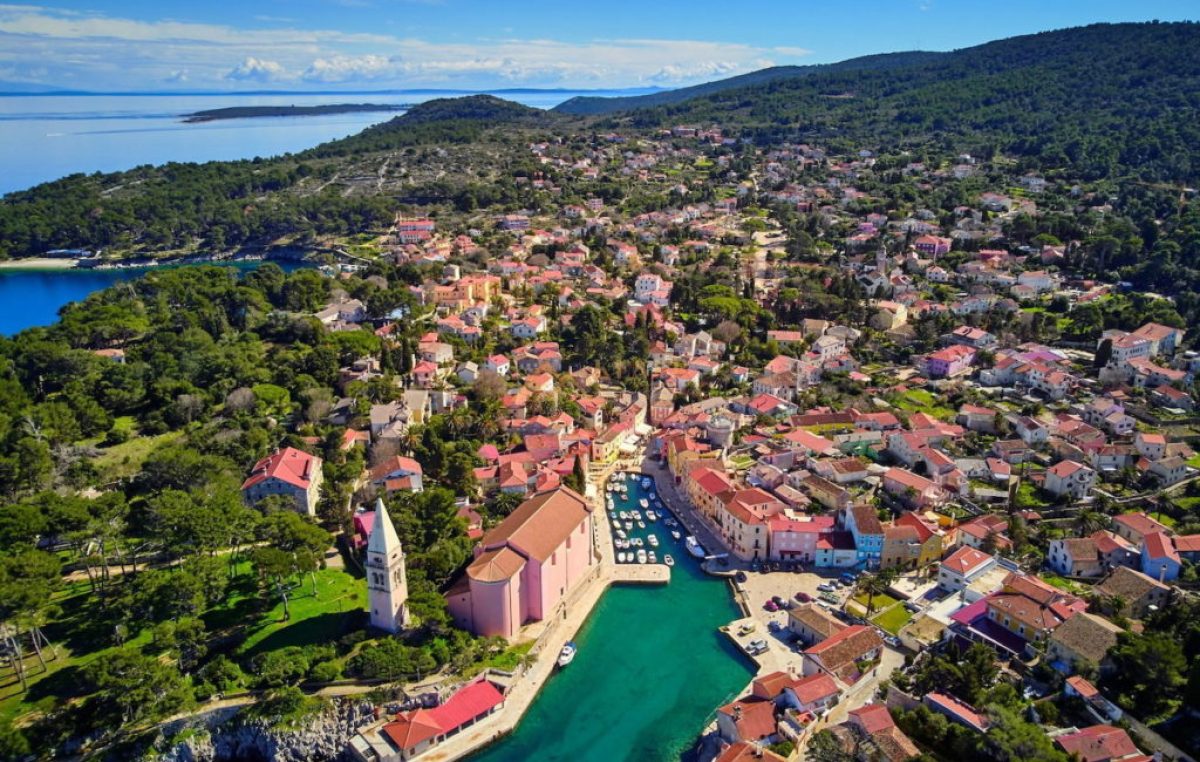 Ministarstvo objavilo tri nova javna poziva za razvoj otoka u 2026. godini