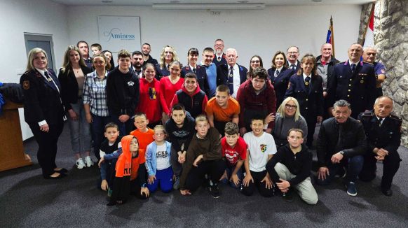 Ivan Šamanić imenovan počasnim doživotnim predsjednikom DVD-a Njivice