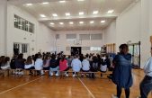 Edukativna predstava „Mreža“ o izazovima mladih izvedena u Osnovnoj školi Vrh
