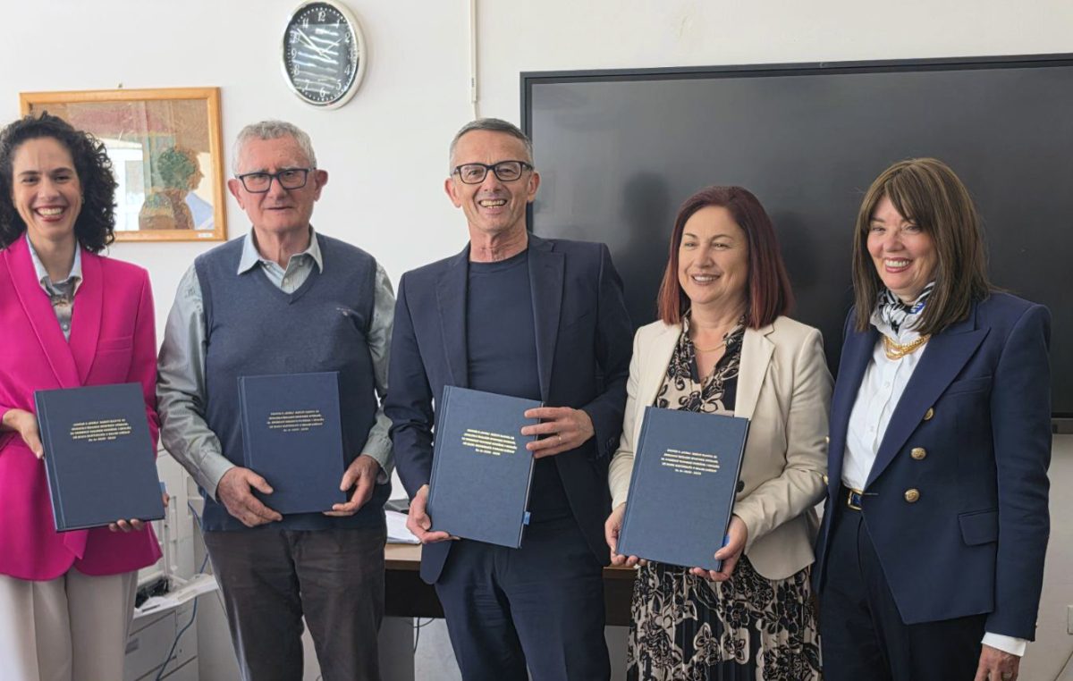 Potpisan ugovor za izgradnju i opremanje nove školske sportske dvorane OŠ „Maria Martinolića“