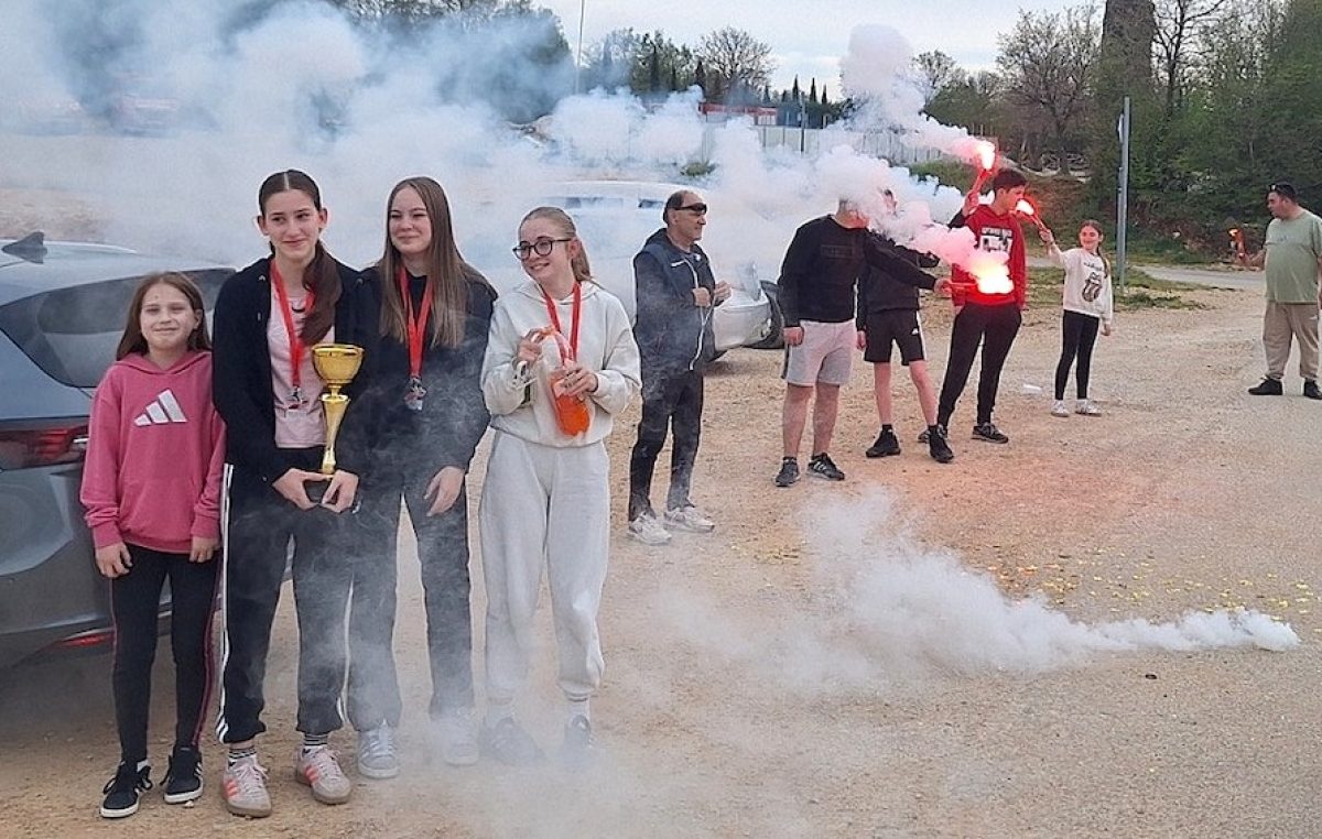 Vatreni doček viceprvakinja Hrvatske u Malinskoj