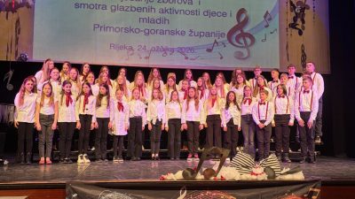 Školski pjevački zbor OŠ “Fran Krsto Frankopan” nastupio na Glazbenim dječjim čarolijama