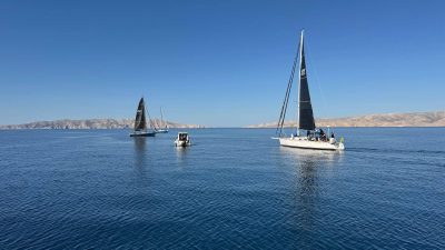 U tijeku je 3. navigacijska regata Senj – Rab – Baška
