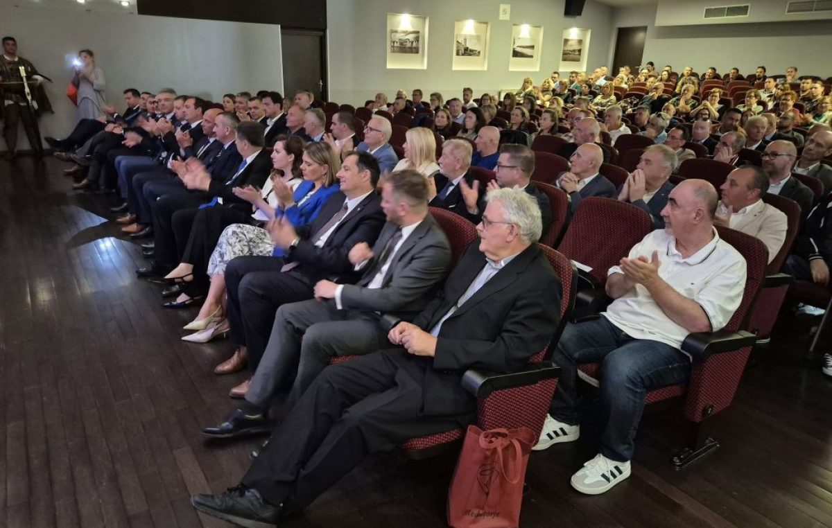 Rab proslavio Dan grada uz osvrt na velike projekte i dodjelu priznanja laureatima