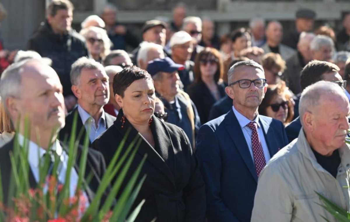Lipa pamti: Dostojanstvena komemoracija u spomen na žrtve jednog od najtežih zločina nad civilnim stanovništvom