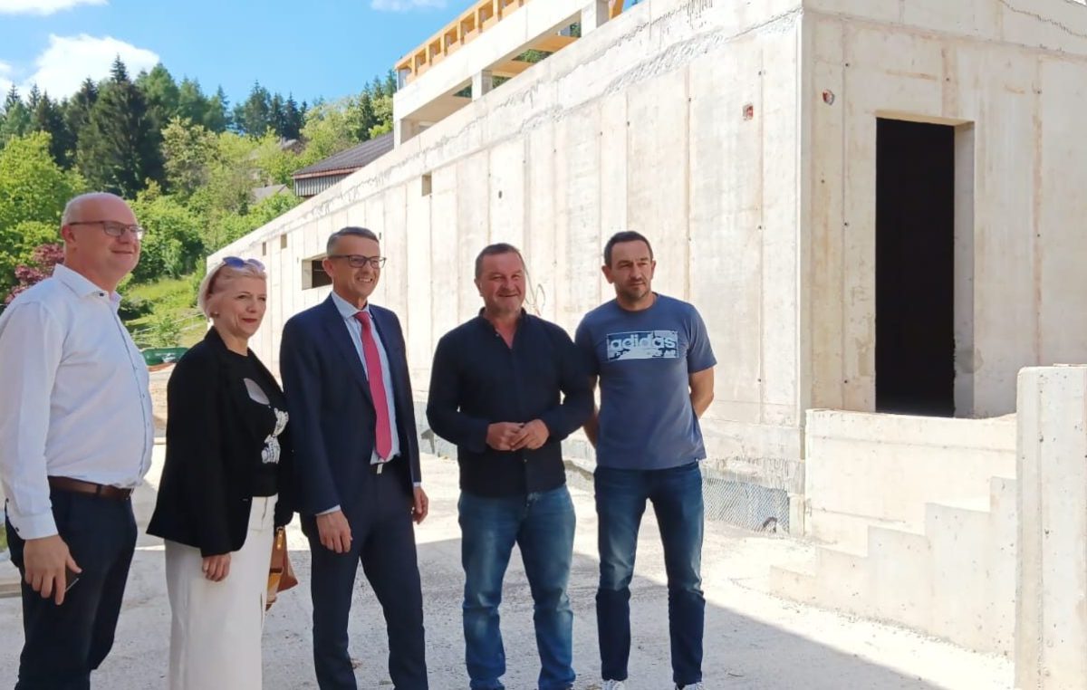 Župan Lukanović u radnom posjetu Gorskom kotaru: poljoprivreda, zdravstvo i školska infrastruktura prioriteti Županije
