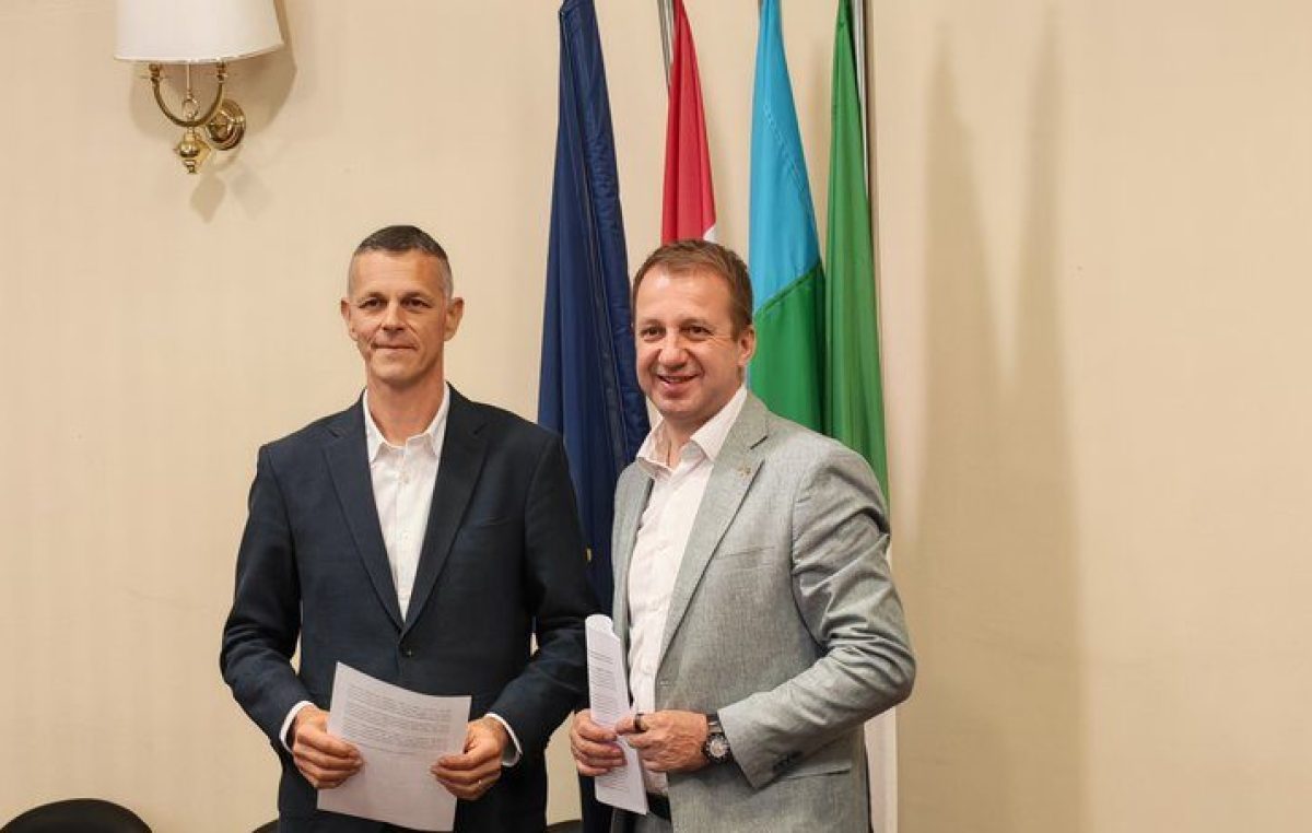 Održan sastanak predsjednika Skupština Istarske i Primorsko-goranske županije Flega i Mandića: Suradnja dviju županija važna za kvalitetu života građana