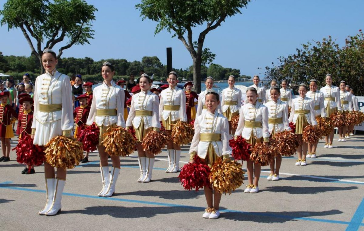 MAJORETTES WORLD 2026: U Krk ovog vikenda stiže oko 1.500 mažoretkinja iz Hrvatske i Europe