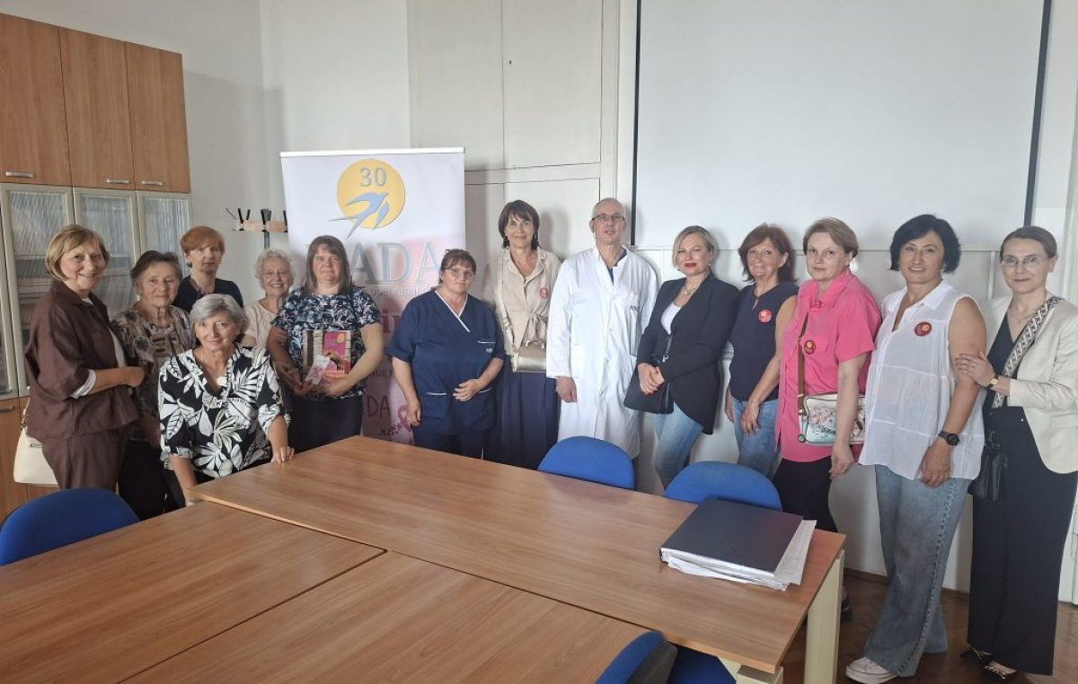 Udruga Nada povodom 30 godina djelovanja uručila 50 onko paketa pacijenticama KBC-a Rijeka