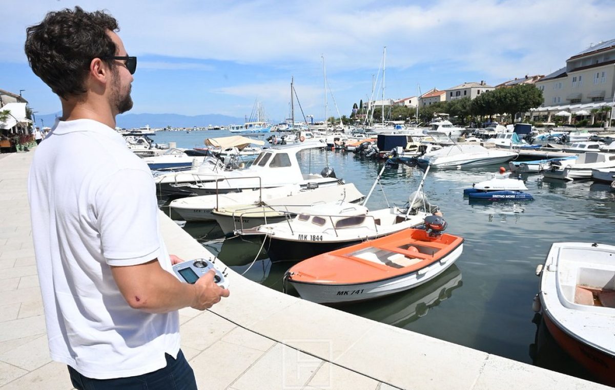 [FOTO] U Malinskoj održana eko akcija “Čisto more i obala 2026.”