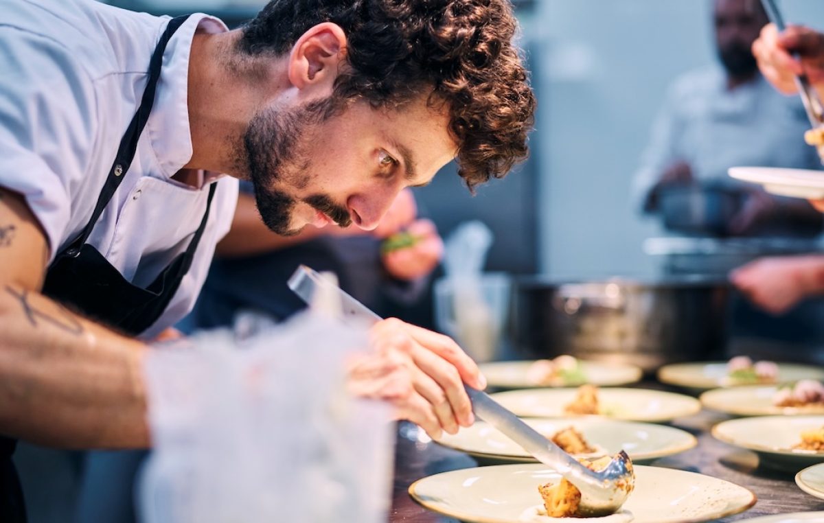Gourmet spektakl u restoranu 7 Seas u Njivicama
