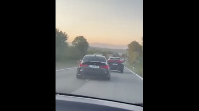 [VIDEO] Opasna vožnja kod Omišlja: Moćnim vozilom uporno pretjecao kolonu pa za dlaku izbjegao sudar