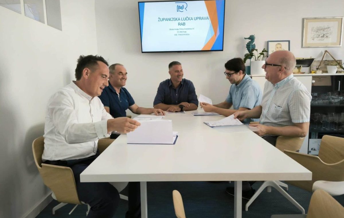 Zamjenici župana na Rabu: zdravstvena skrb, lučka infrastruktura i otvorenje 25. Rabske fjere