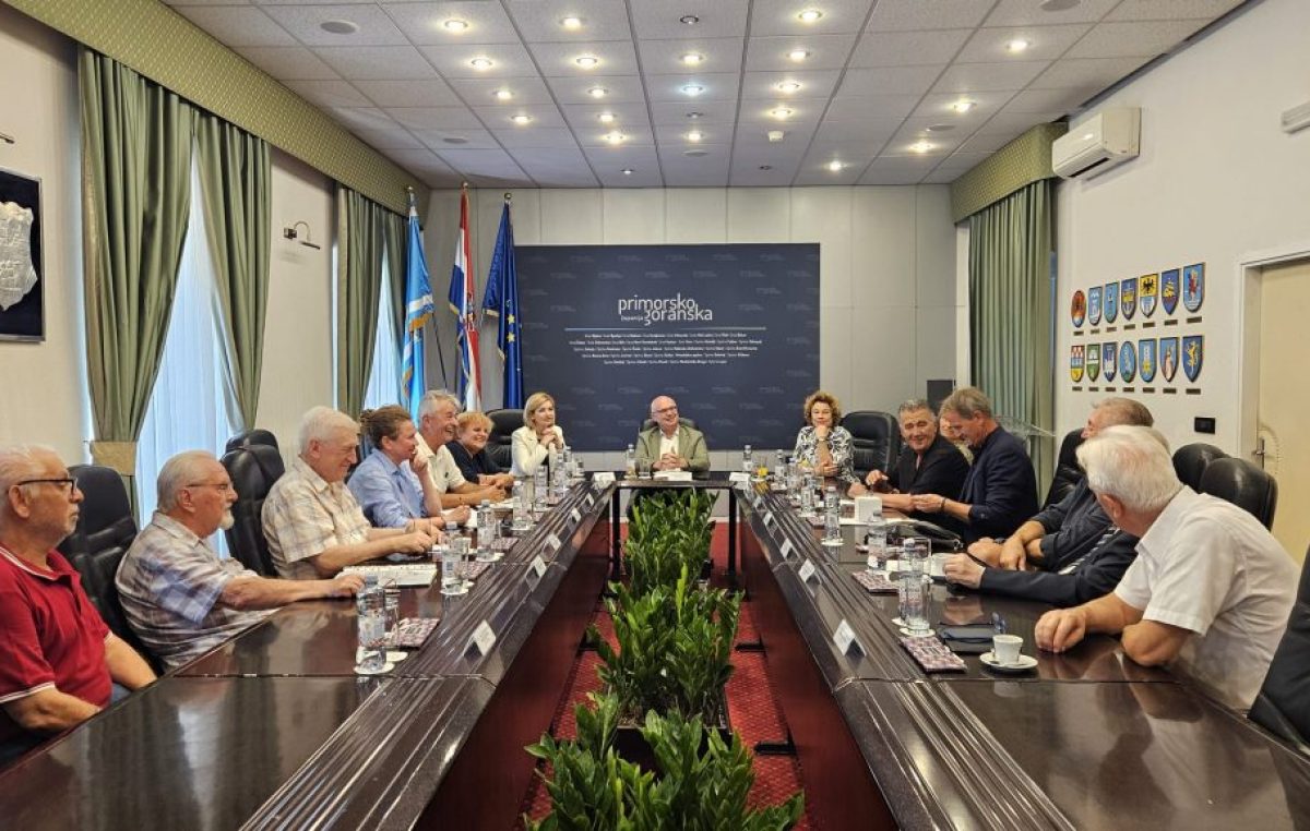 Zamjenik župana Toni Štimac susreo se s predstavnicima nacionalnih manjina PGŽ-a