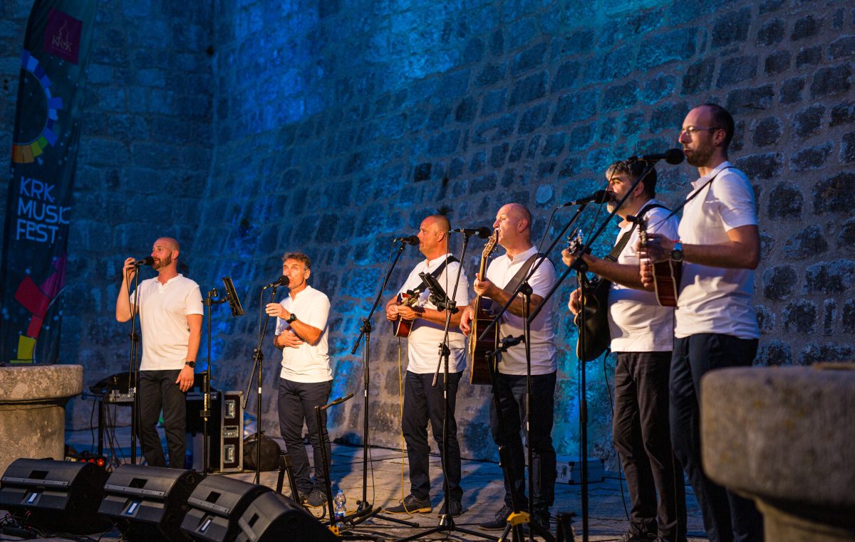 Klapa Tramuntana ove subote u Brzacu
