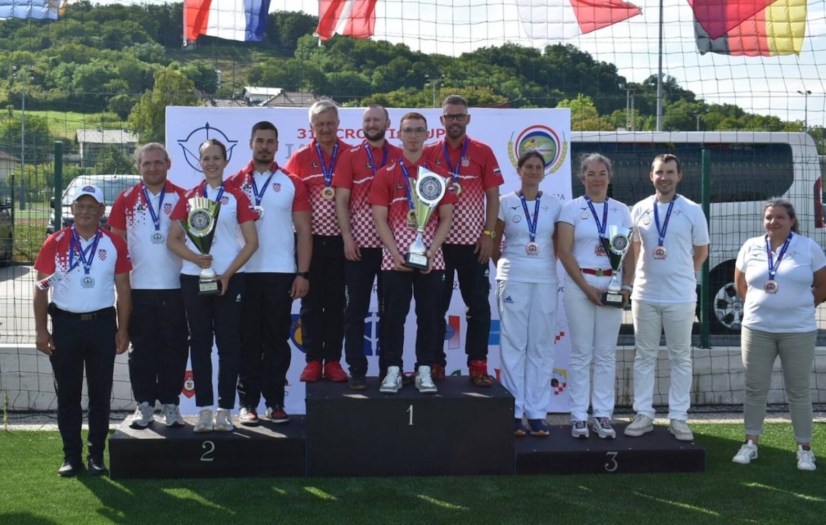 Tri natjecatelja, četiri medalje: Odličan nastup ŠSK Dub na  Svjetskom kupu i Croatia Cupu