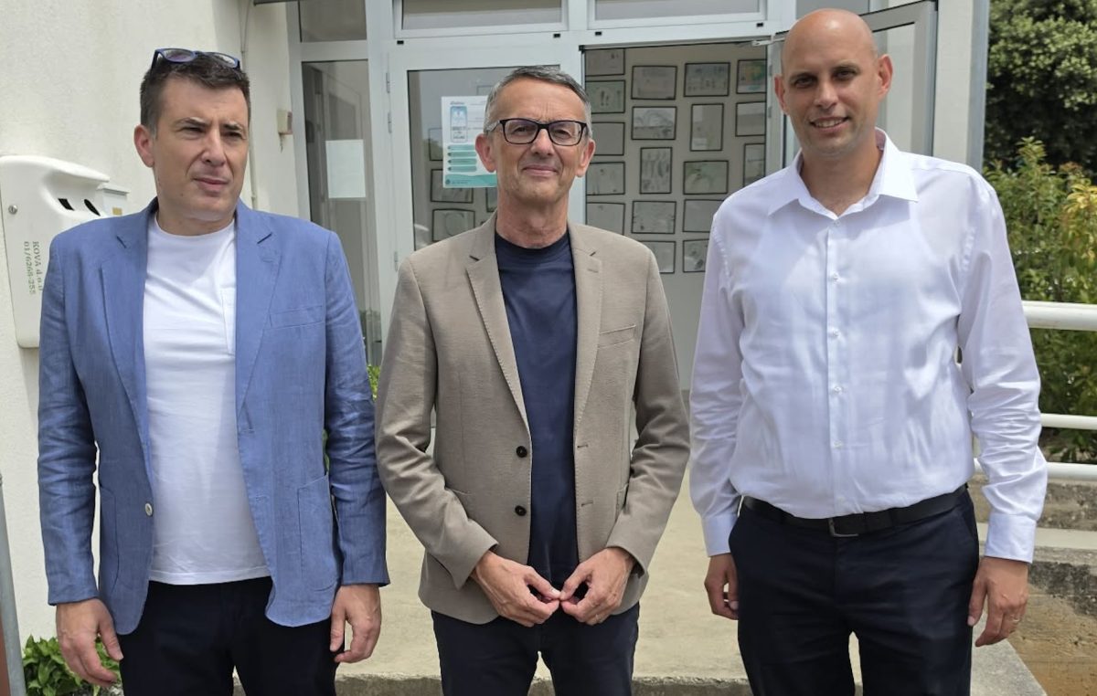 [FOTO/VIDEO] Župan Lukanović u Baški i Puntu: Poljoprivreda, zdravstvo i energetska neovisnost otoka Krka