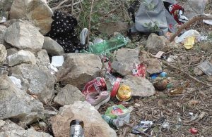 Policija je više puta intervenirala zbog obitelji koje tjednima “žive” na plaži na Krku. Evo što kažu o tome