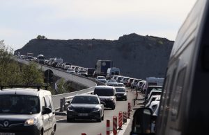 Subota na Krku u znaku prometnih nesreća i kilometarskih gužvi