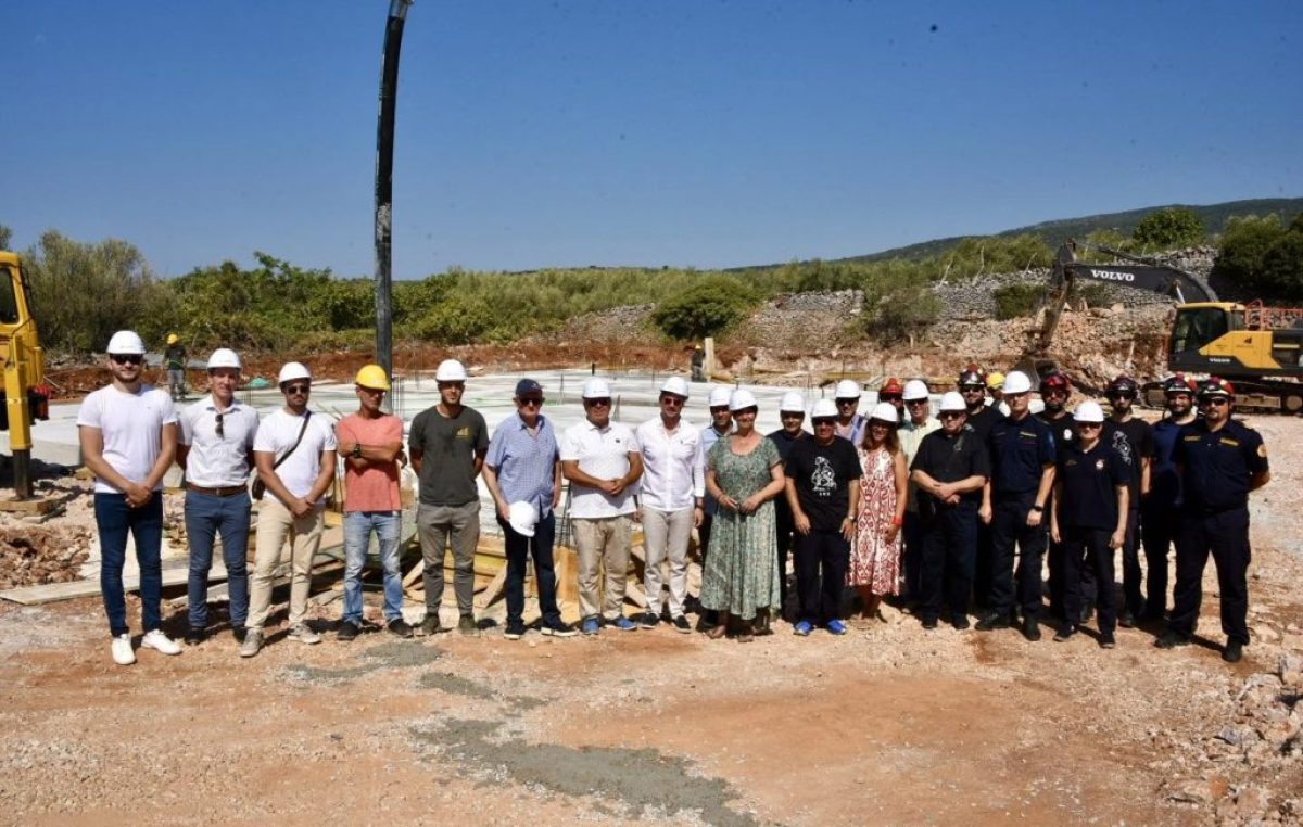 Položen temeljac budućeg creskog vatrogasnog doma