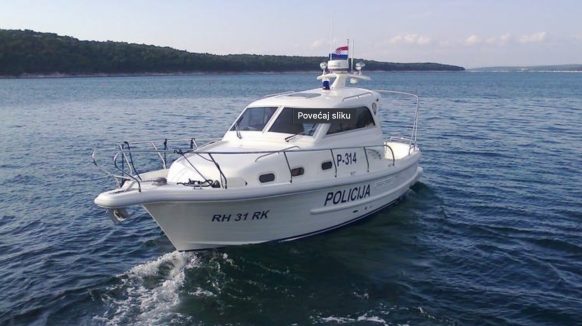 Zbog opasnog glisiranja uz obalu sankcionirano 25 stranih i jedan hrvatski  državljanin