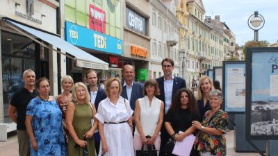 Na riječkom Korzu otvorena izložba „Školstvo primorja“