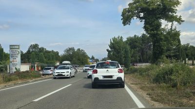 Lančani sudar kod Malinske i kilometarske kolone prema Krčkom mostu