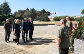 Polaganjem vijenaca i paljenjem svijeća odana počast hrvatskim braniteljima