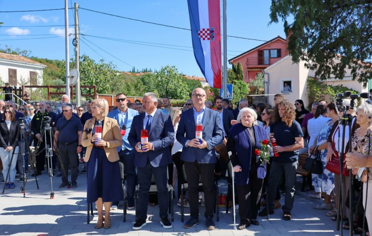Na Kozali otkriveno spomen-obilježje poginulim braniteljima i civilnoj žrtvi Domovinskog rata