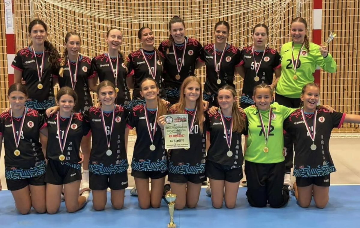 Rukometašice RK Omišalj bez poraza do zlata na Menin Handball Cupu u Češkoj