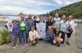 Članice Kluba 60+ Omišalj očistile uvalu Voz nakon turističke sezone
