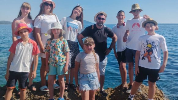 Uspješno privedeni kraju ljetni projekti Caritasa Biskupije Krk – Dom Emaus i “Prijatelji s mora”