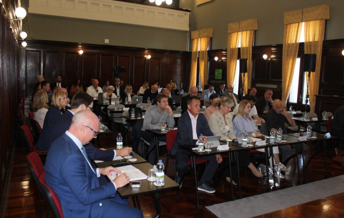 Nastavljena 13. sjednica Županijske skupštine: vijećnici prihvatili Deklaraciju o hrvatskom prostoru i preostale odluke