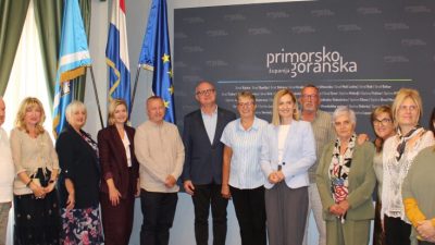 Uoči Međunarodnog dana starijih osoba u Županiji održan prijem predstavnika umirovljeničkih udruga